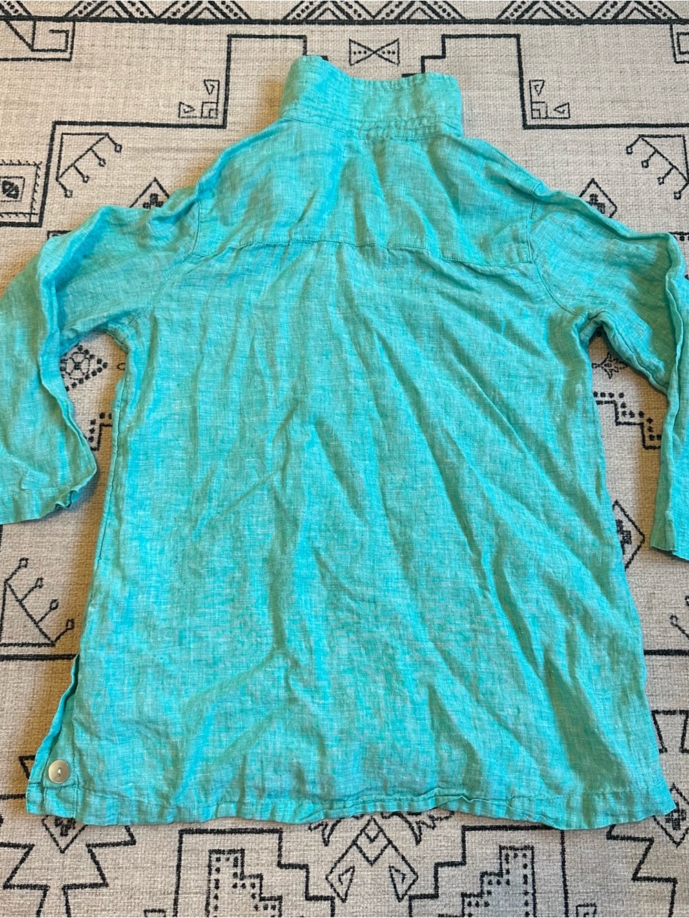 Tahari Turquoise Linen Tunic Blouse for Kids - Picture 4 of 4